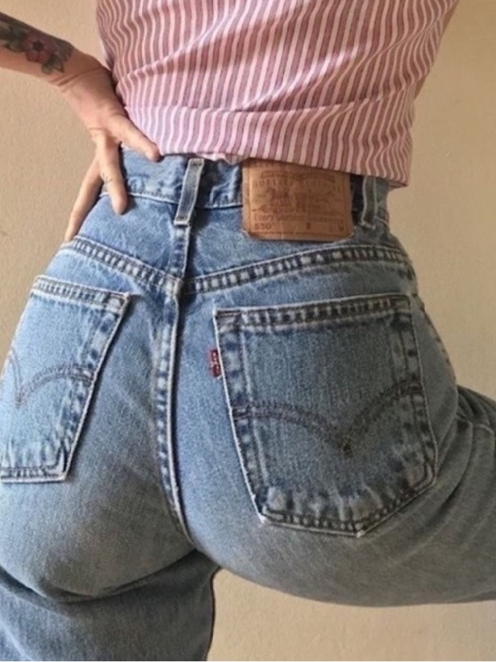 LEVIS 501 JEANS